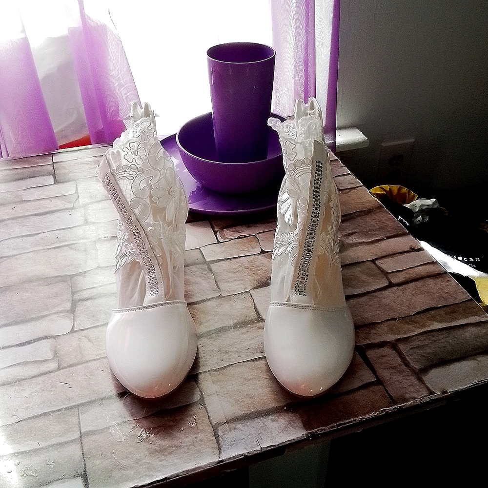 Ladies Booties